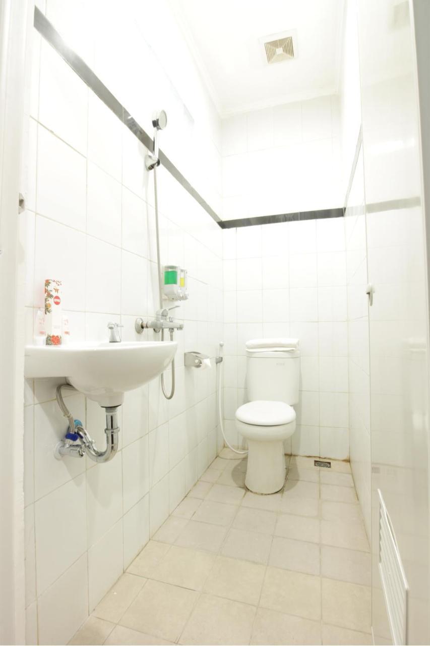 Oyo 202 Kuwera Inn Bandung Buitenkant foto