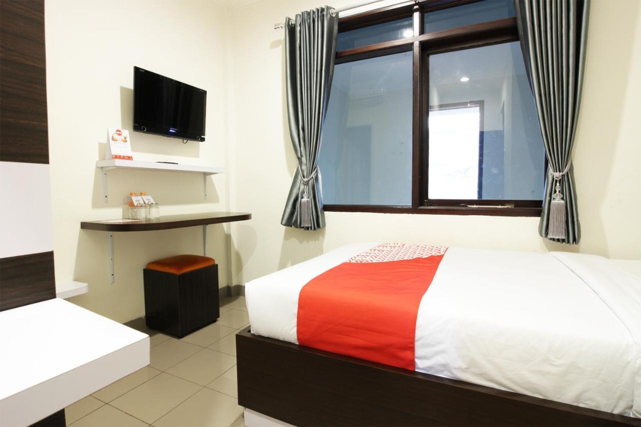Oyo 202 Kuwera Inn Bandung Buitenkant foto