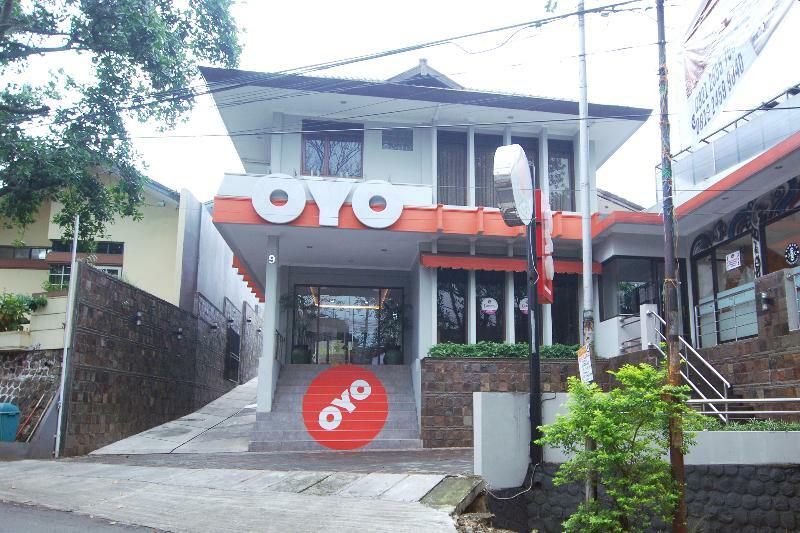 Oyo 202 Kuwera Inn Bandung Buitenkant foto