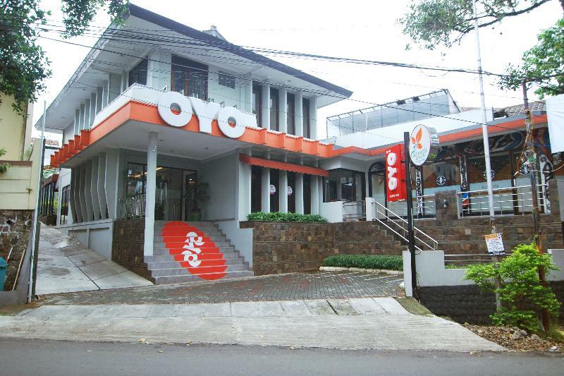 Oyo 202 Kuwera Inn Bandung Buitenkant foto