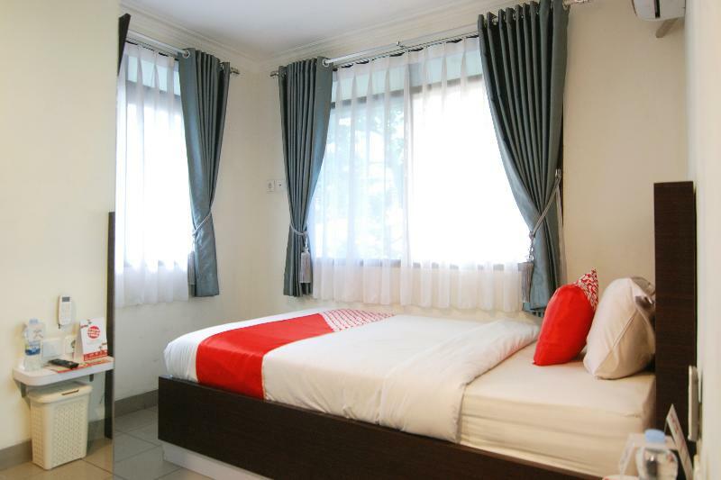 Oyo 202 Kuwera Inn Bandung Buitenkant foto
